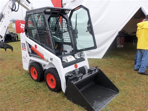 bobcat 700 series skid steer specs|bobcat s70 weight.